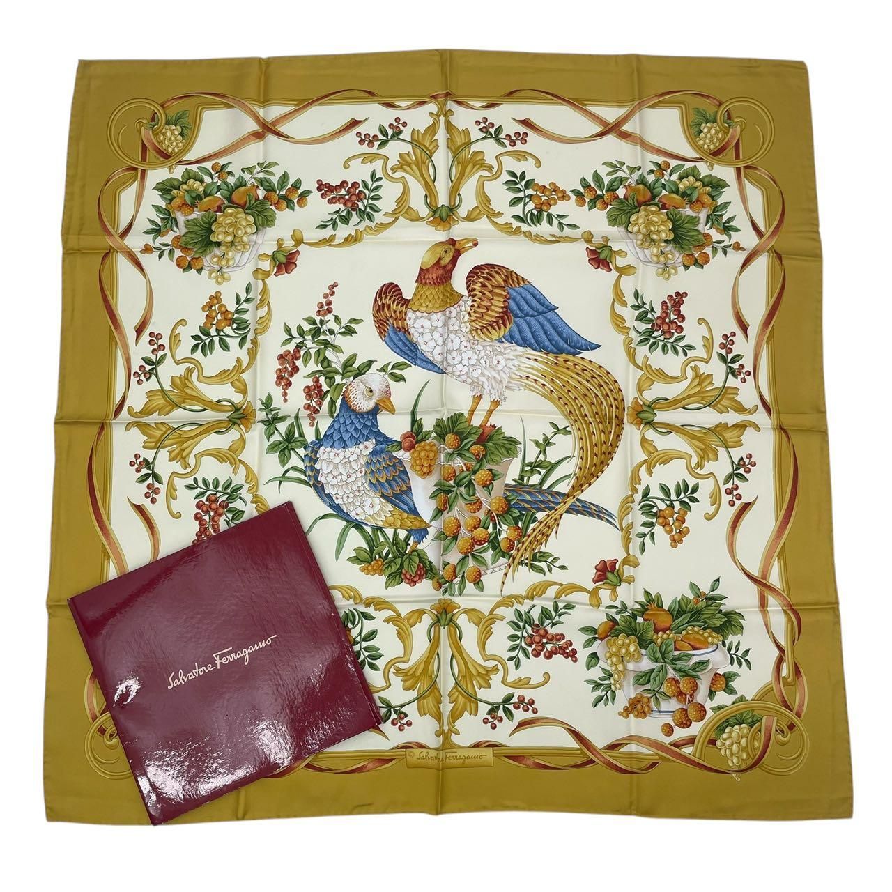 新品同様 Salvatore Ferragamo サルヴァトーレ フェラガモ スカーフ