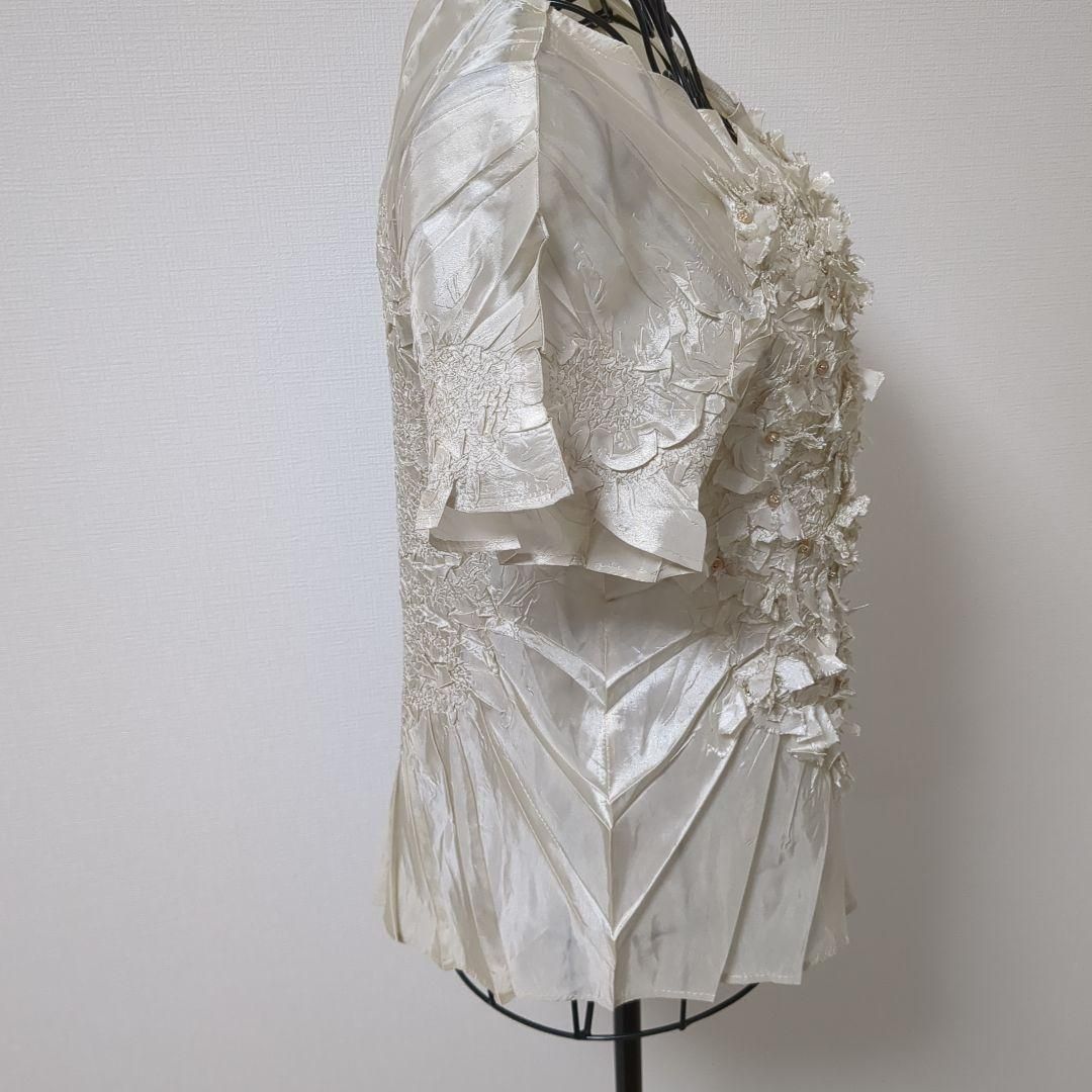 SPECCHIO Gプリーツフレンチ袖 ブラウス シャンブレーベージュ 40