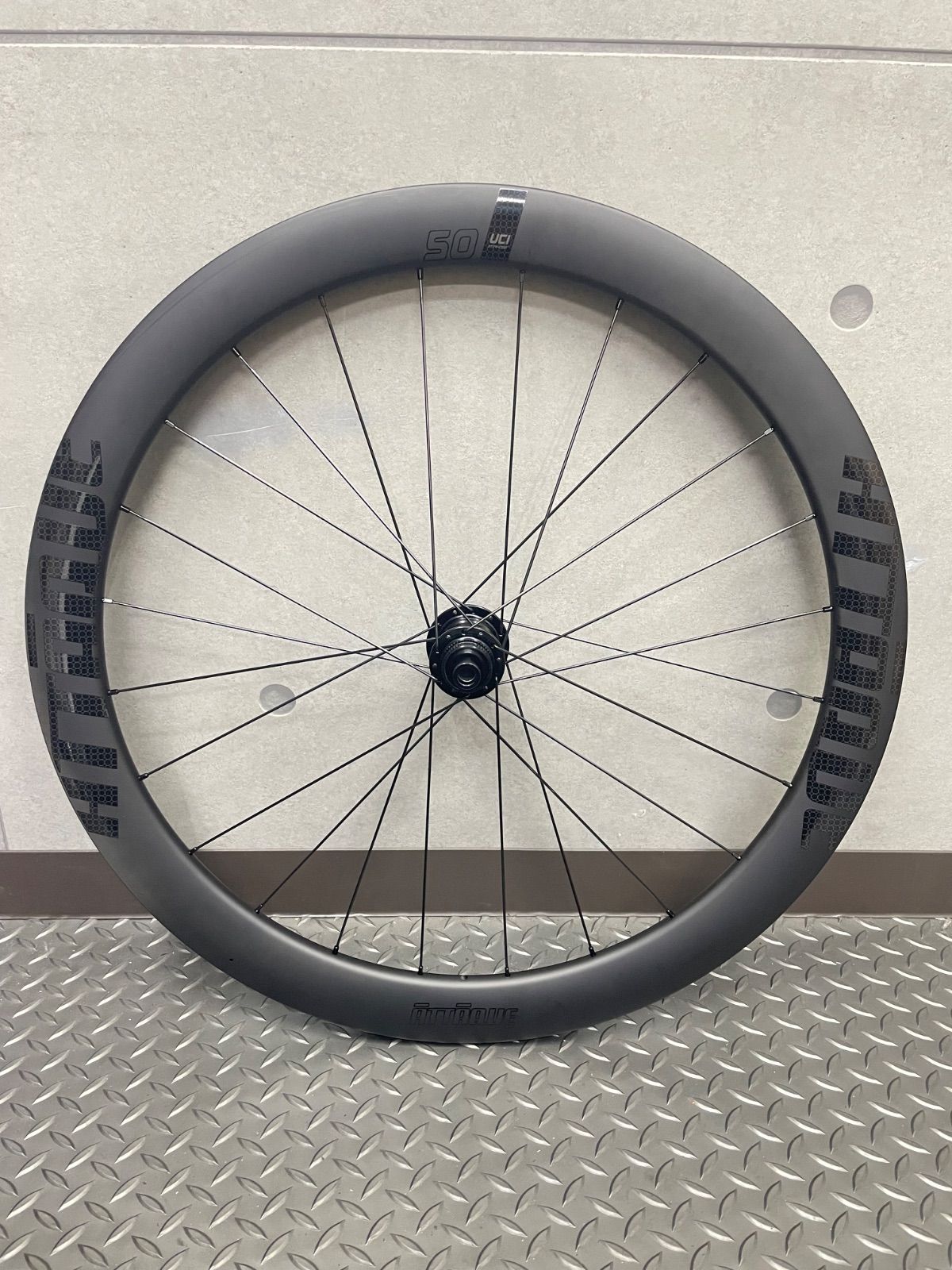 □NEW□GUSTO グスト ATTAQUE carbon 50mm アタッキ カーボン ホイール