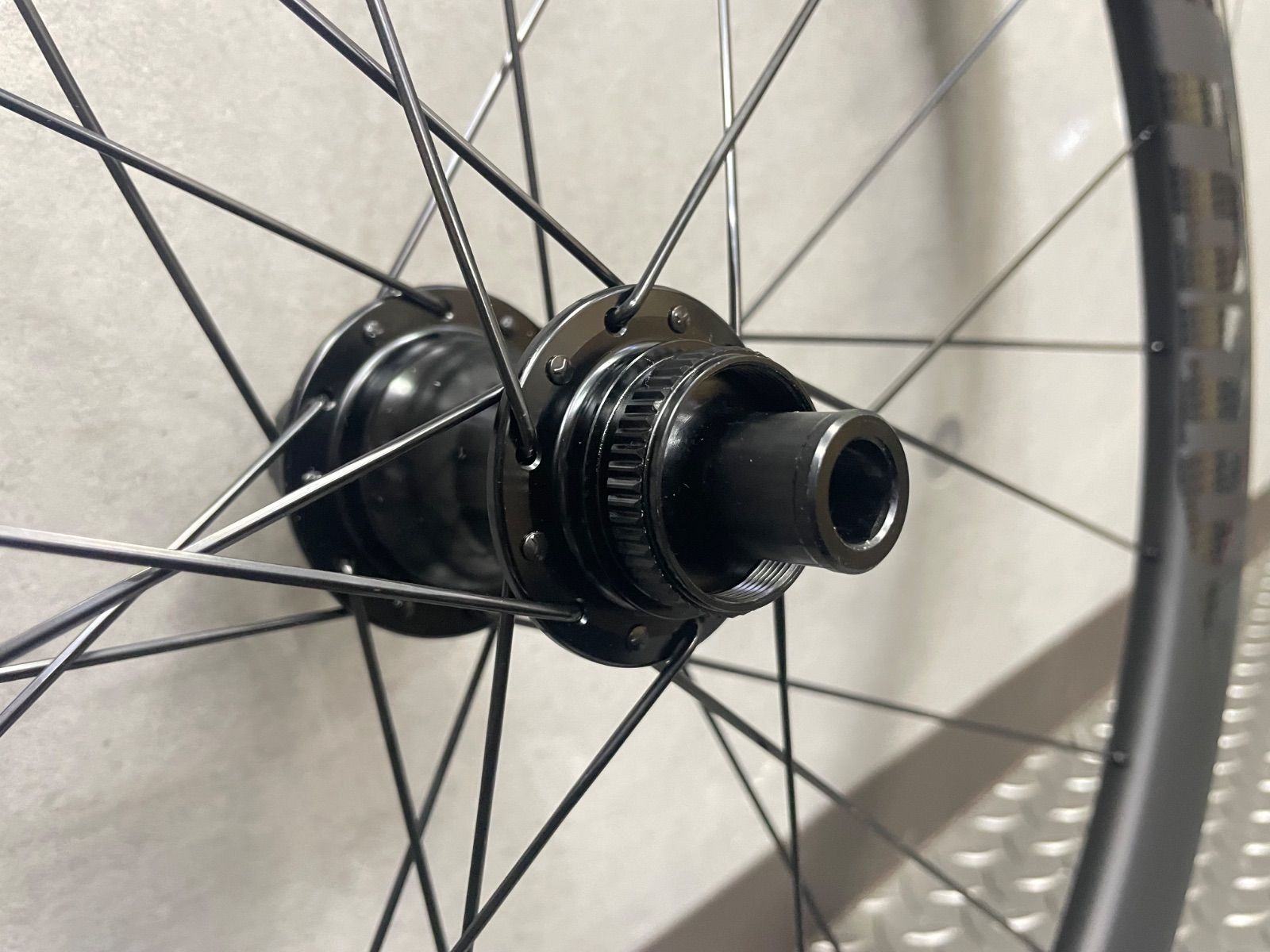 □NEW□GUSTO グスト ATTAQUE carbon 50mm アタッキ カーボン ホイール