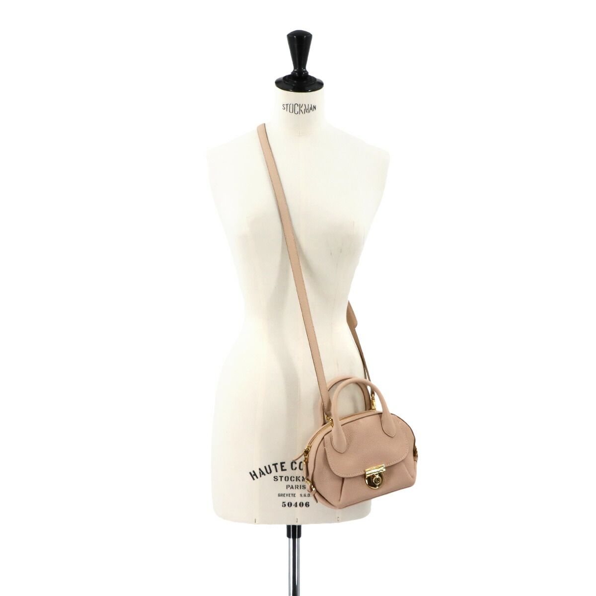 新品同様 サルヴァトーレ フェラガモ Salvatore Ferragamo フィアンマ
