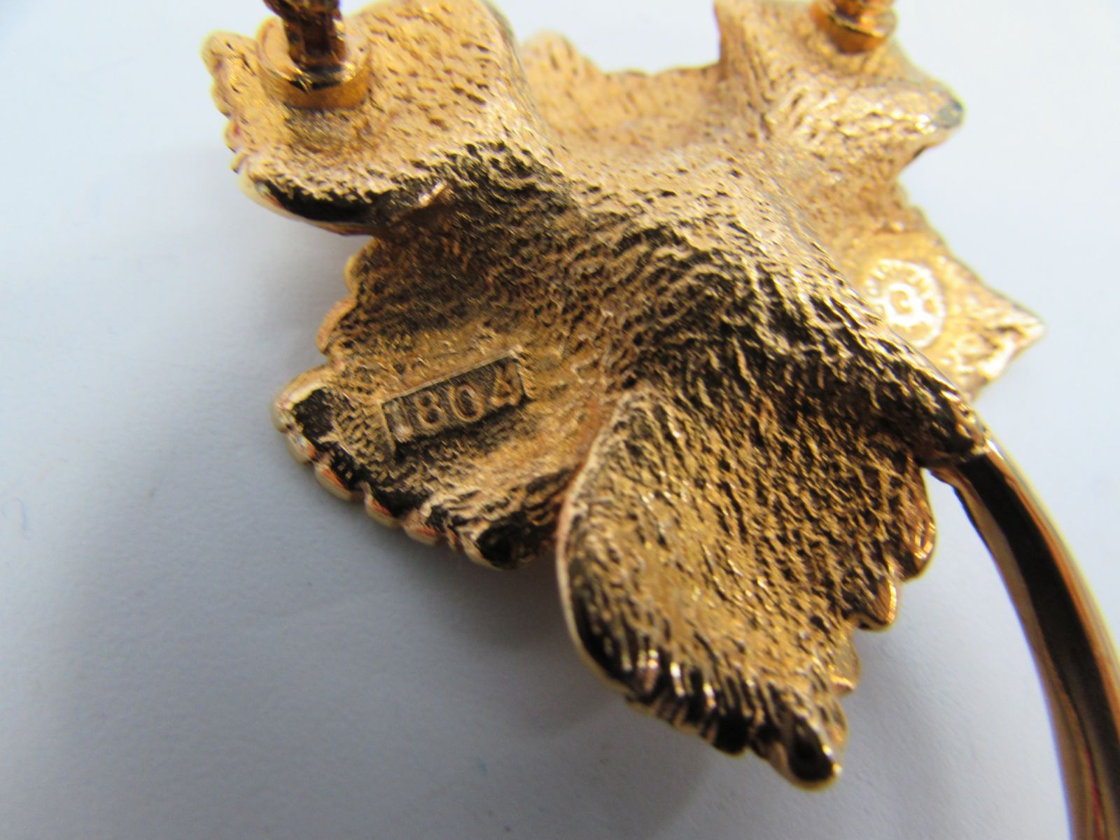 ビンテージ carven カルヴェン ブローチ ゴールド色 花 フェイクパール