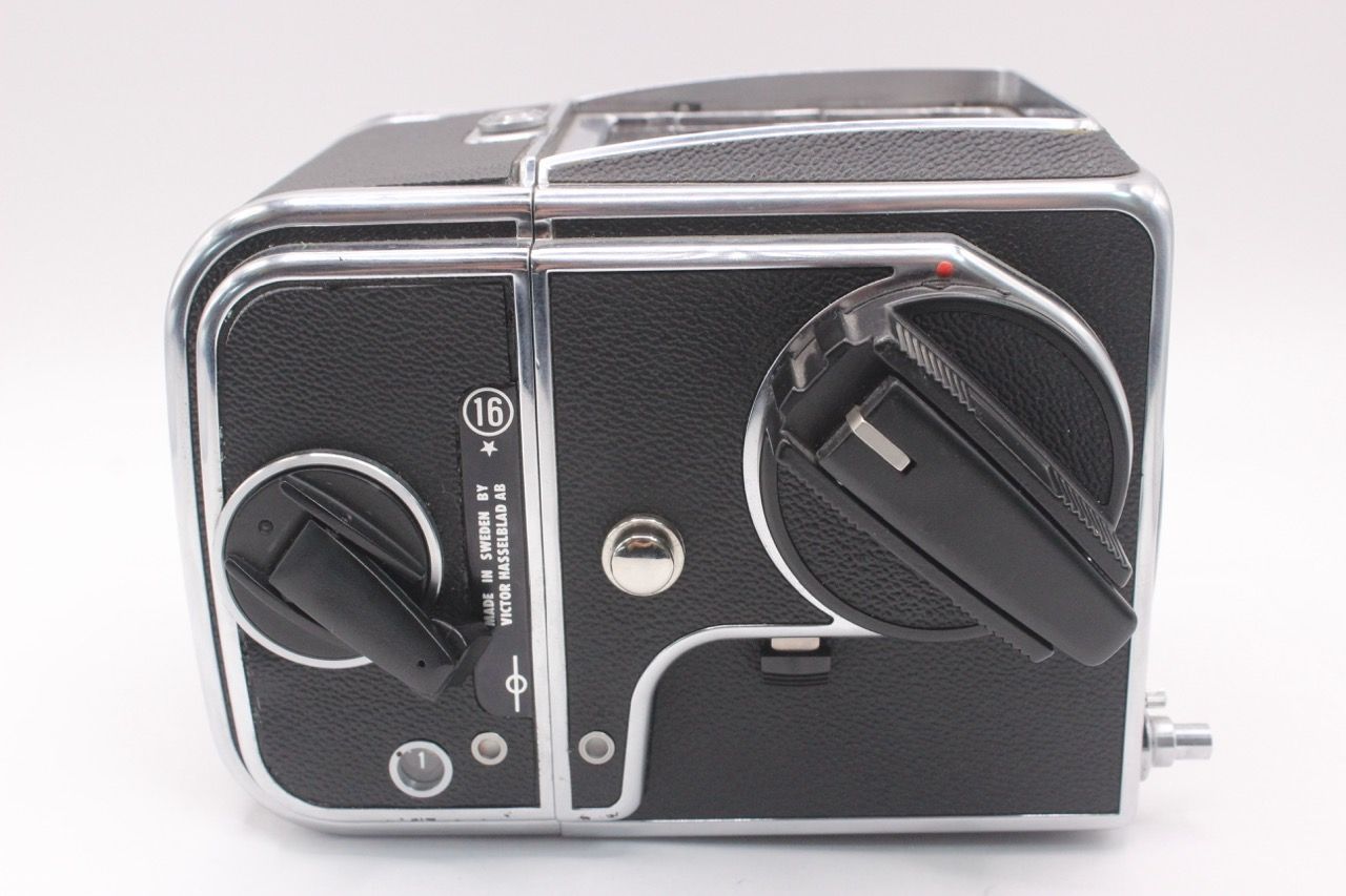 ☆希少品☆ハッセルブラッド HASSELBLAD 500C/M ボディ #4931@h RO3896