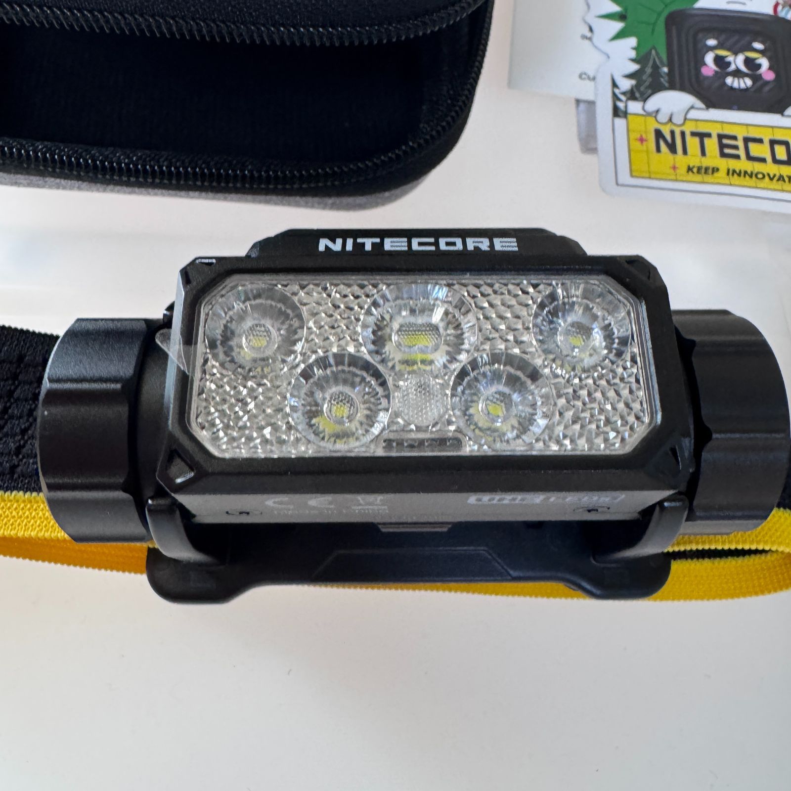 Nitecore HC 70 UHE ヘッドライト