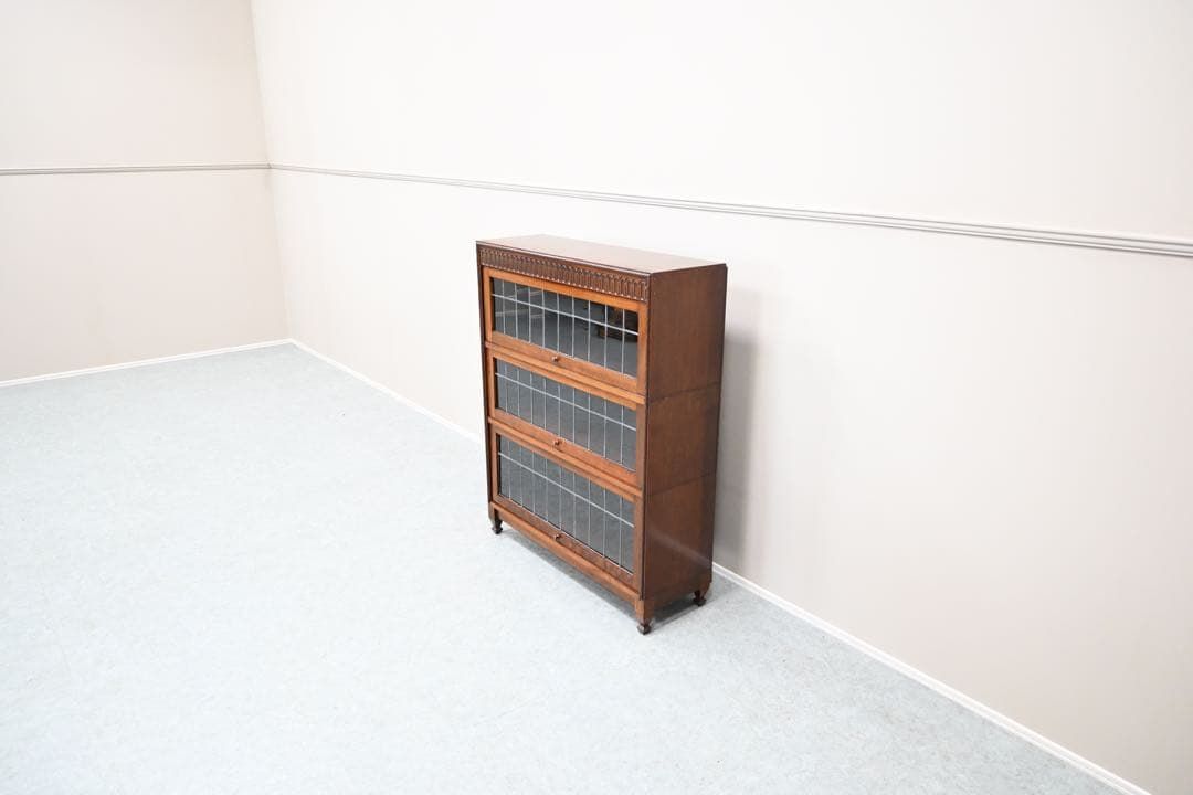 Lloyd's Antiques ロイズ・アンティークス 3段 ガラスケース - メルカリ