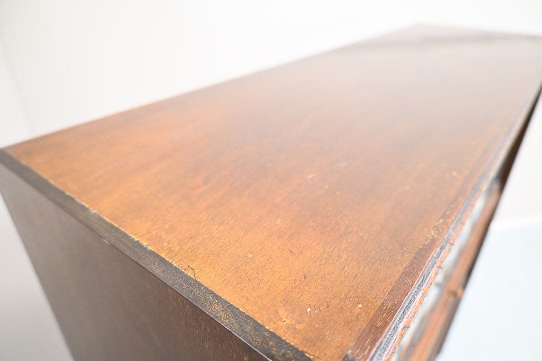 Lloyd's Antiques ロイズ・アンティークス 3段 ガラスケース - メルカリ