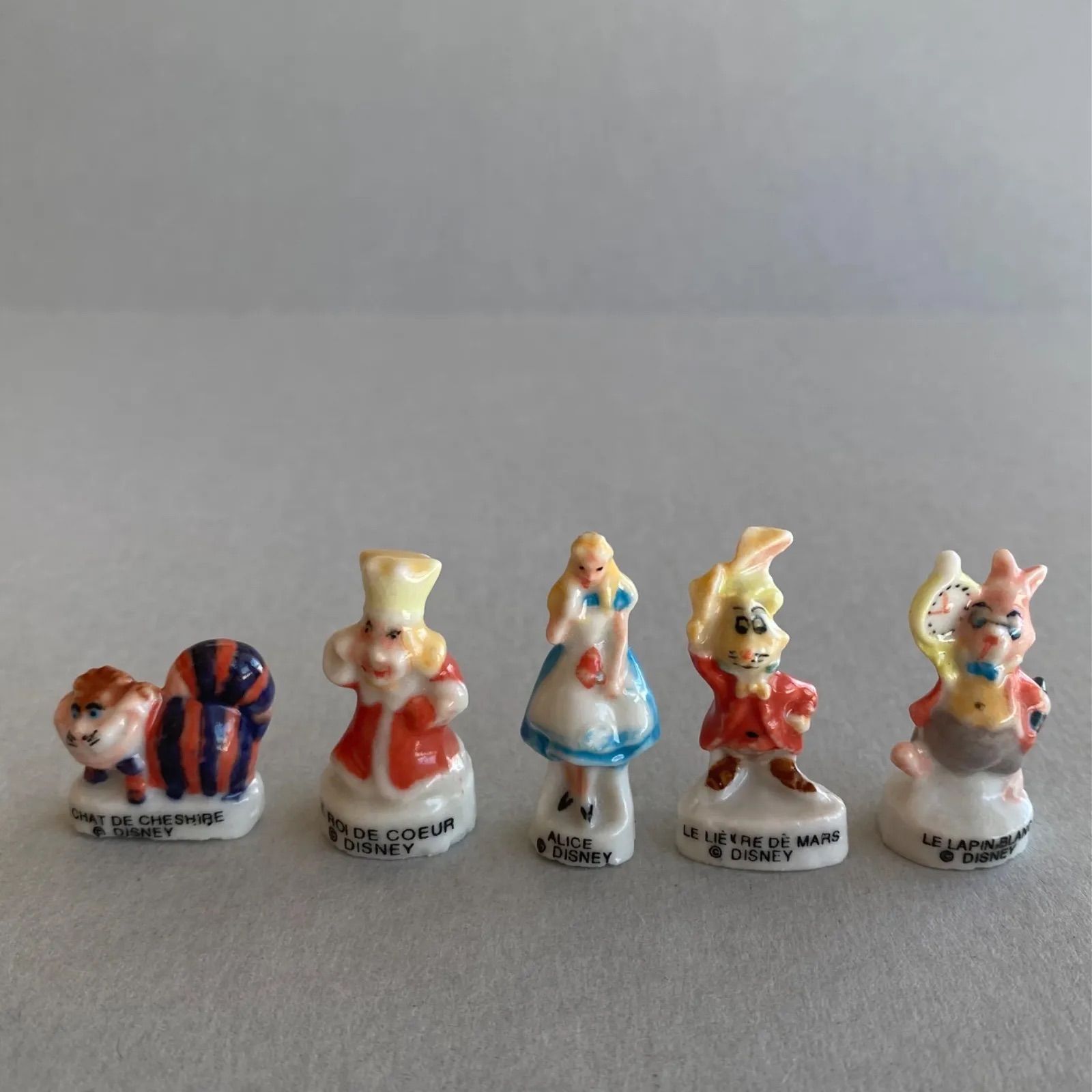 【！レア！】ヴィンテージ　フェーブ　不思議の国アリス　ツヤタイプ　11体セット 不思議の国のアリスのフェーブ 10点セット／フランス雑貨／陶器