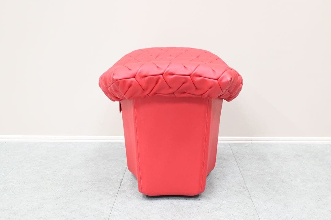 展示極美品】Poltrona Frau 1人掛けソファ オットマン - メルカリ