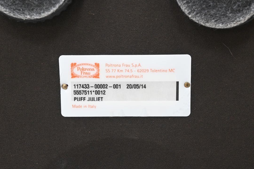 展示極美品】Poltrona Frau 1人掛けソファ オットマン - メルカリ