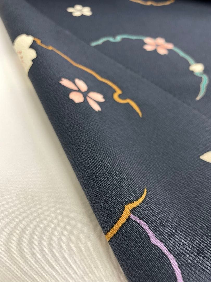 小紋 吉澤友禅 女流書家 矢萩春恵 雪輪に桜 正絹 反物 T9343 【公式通販】