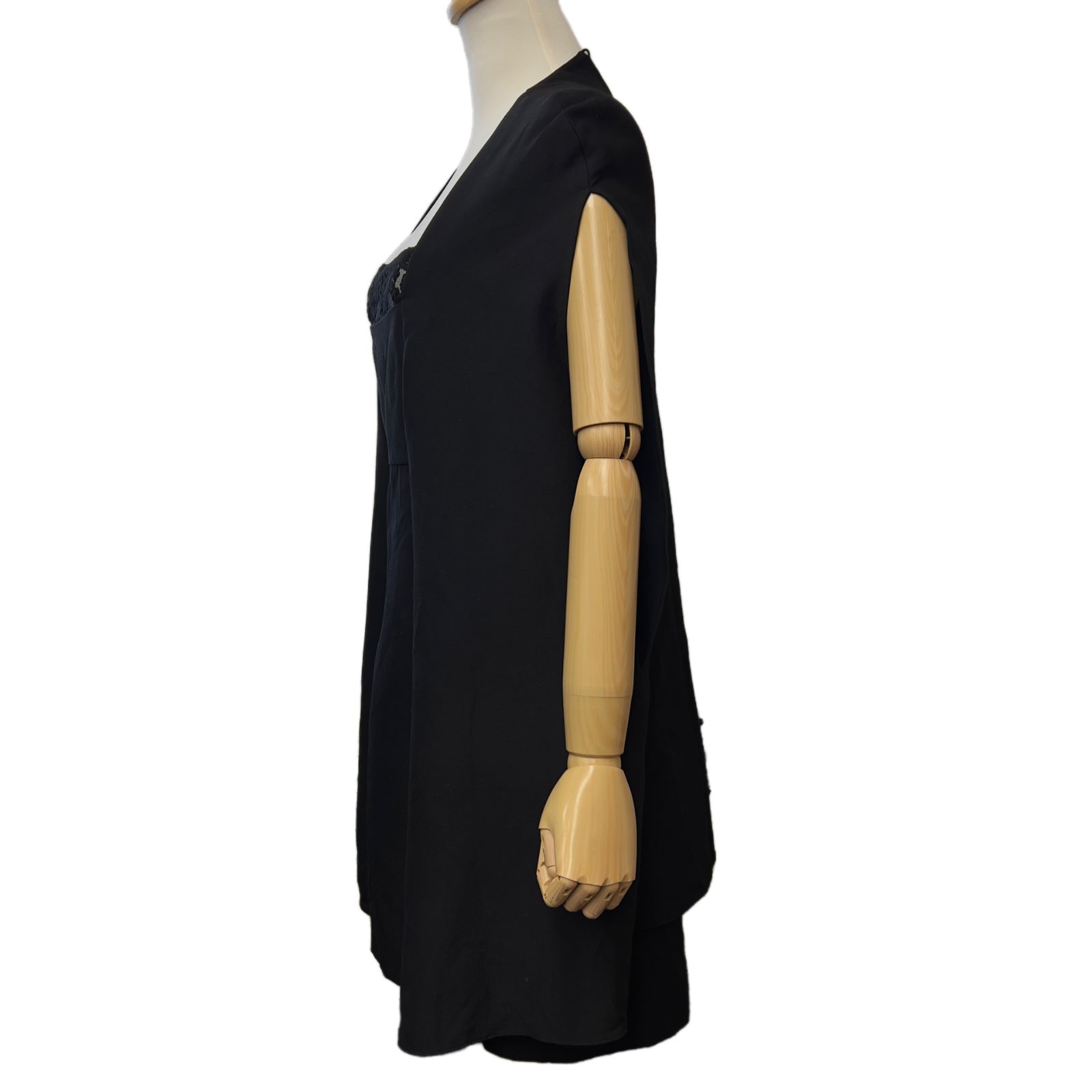 ✨超美品✨ VALENTINO ヘビーレース クレープクチュール ケープドレス