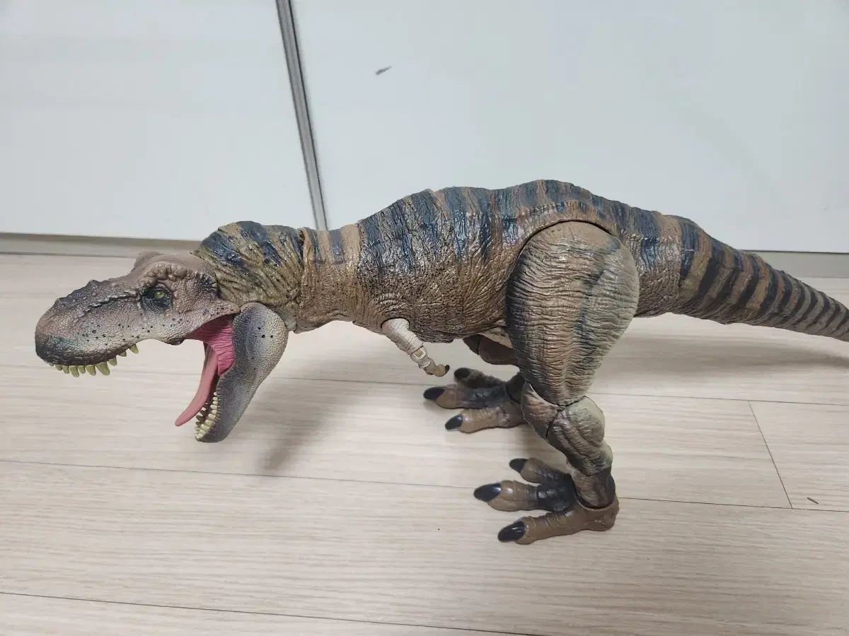 東京コミコン2025 ハモンドコレクション　マテル　 ジュラシックワールド ハモンドコレクション マテルティラノサウルス 東京コミコン2025