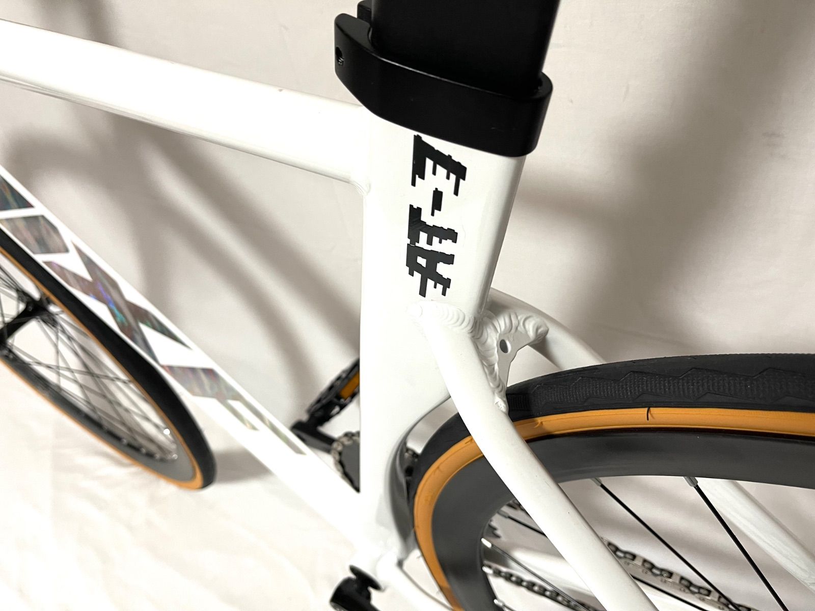新品・未使用】送料無料 JIXF ピストバイクFIXED GEAR（死飛）AT-7 SFT
