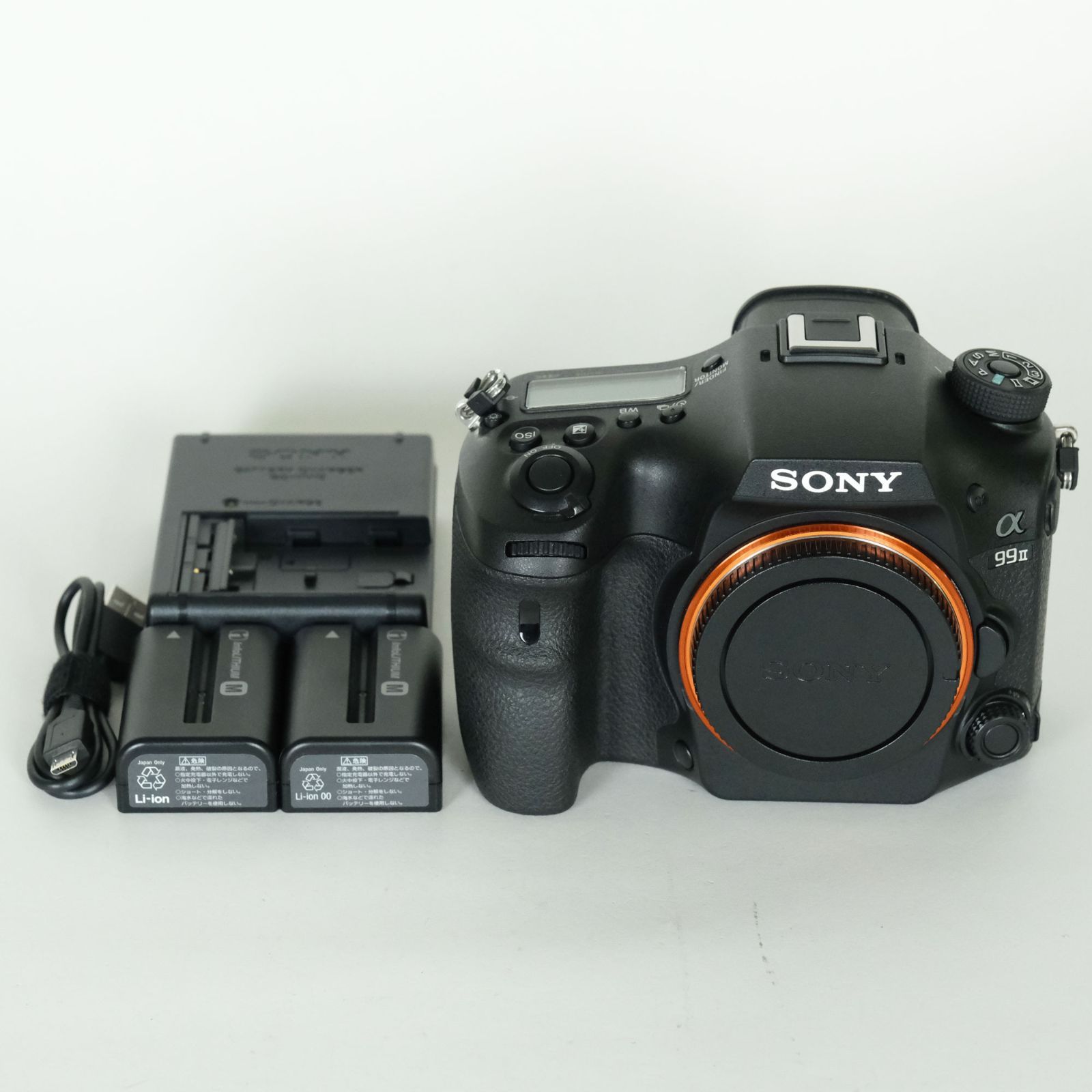 美品 | シャッター数7,960回｜バッテリー2個付] SONY α99II（ILCA-99M2
