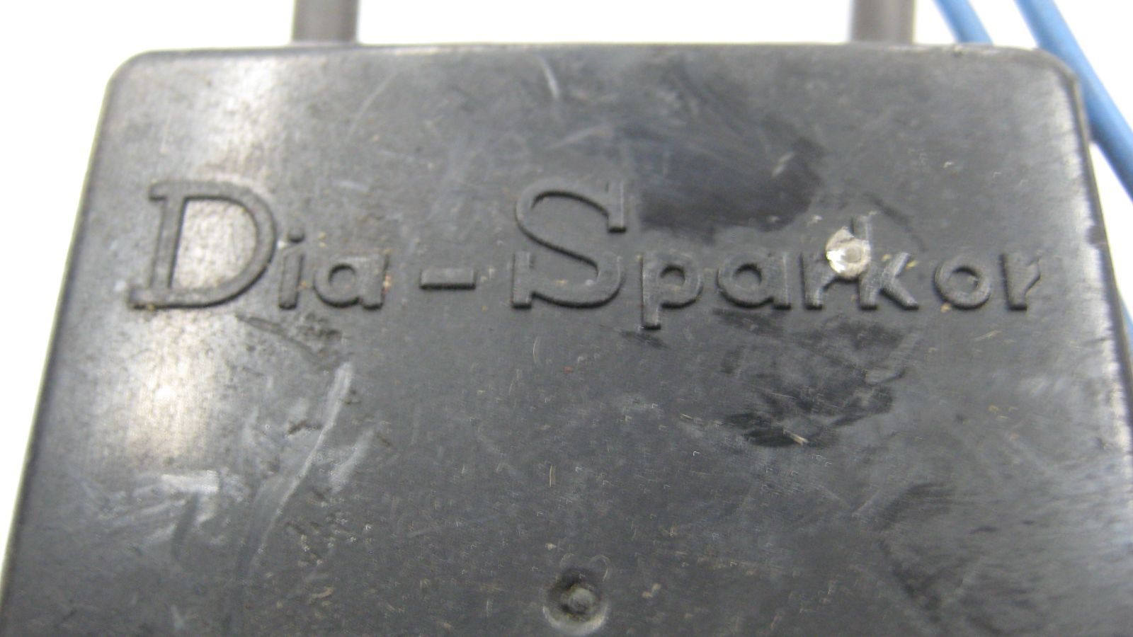 Diamond Dia-Sparkor K-056 AC 100 V 18 KV-P コネクター部がさびてます