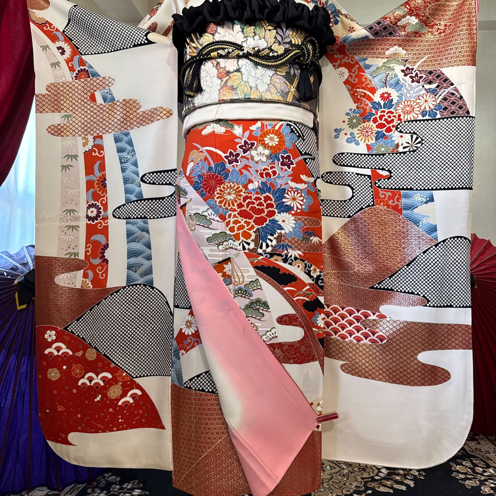 豪華振袖セット(4点)・袋帯・半衿・重ね衿・古典柄・駒刺繍・花車