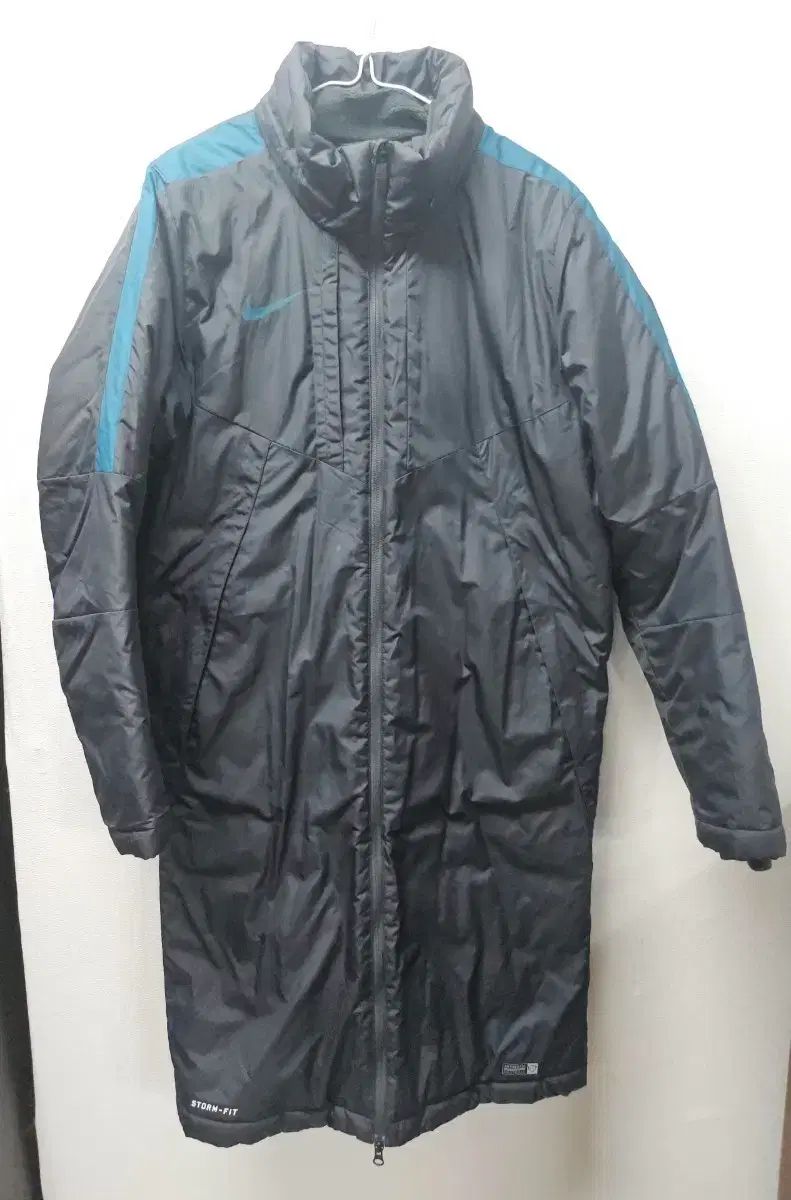 ナイキ STORM-FIT ベンチコート ロングダウンジャケット ブラック