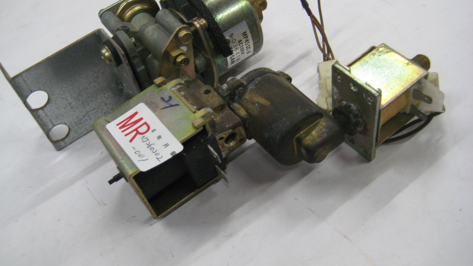 機械 圧力式電磁ポンプユニット TAISAN MP 45 SC-Aとある