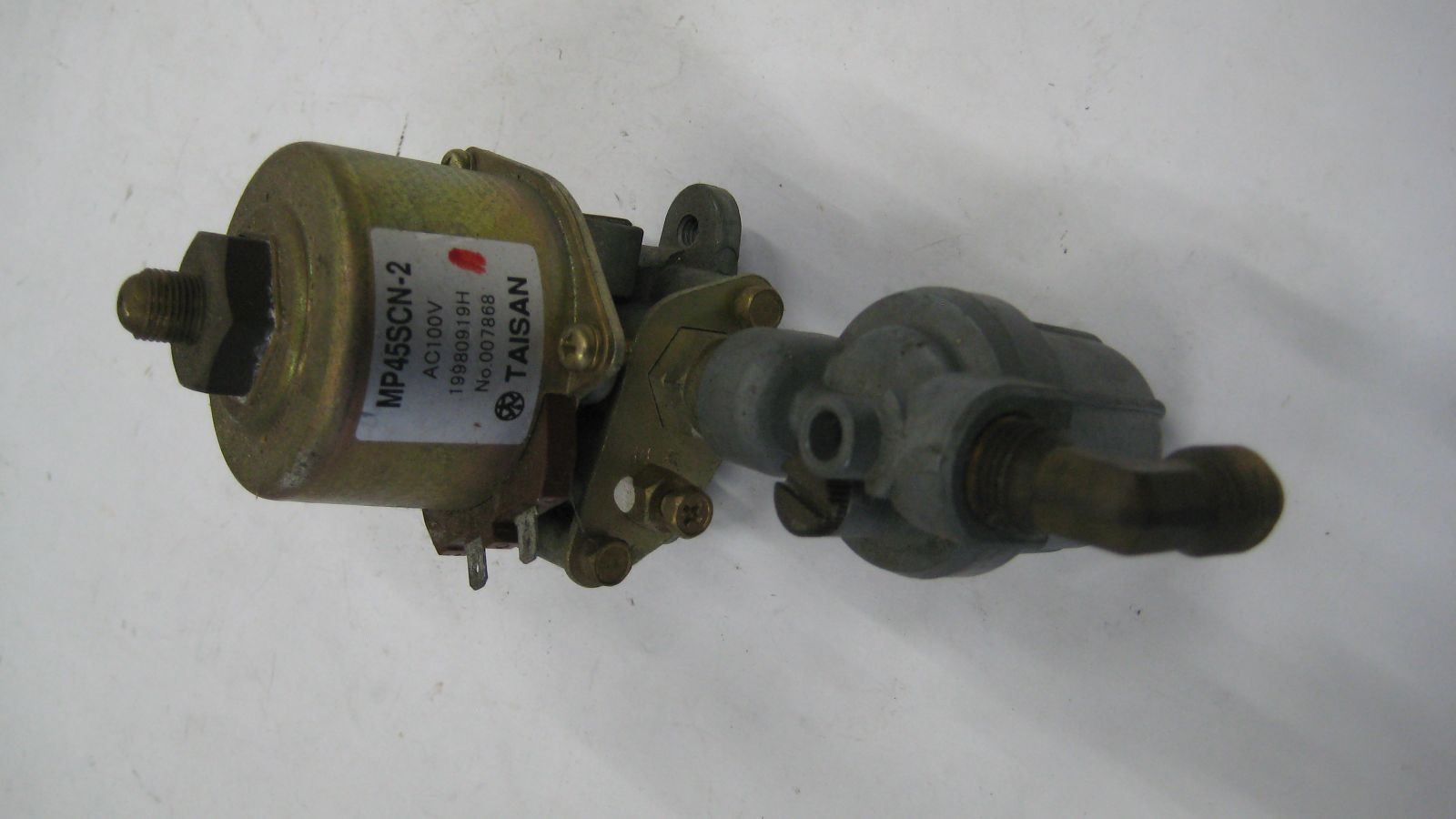  機械 圧力式電磁ポンプユニット TAISAN MP 45 SCN-2とある 建築資材 材料 資材