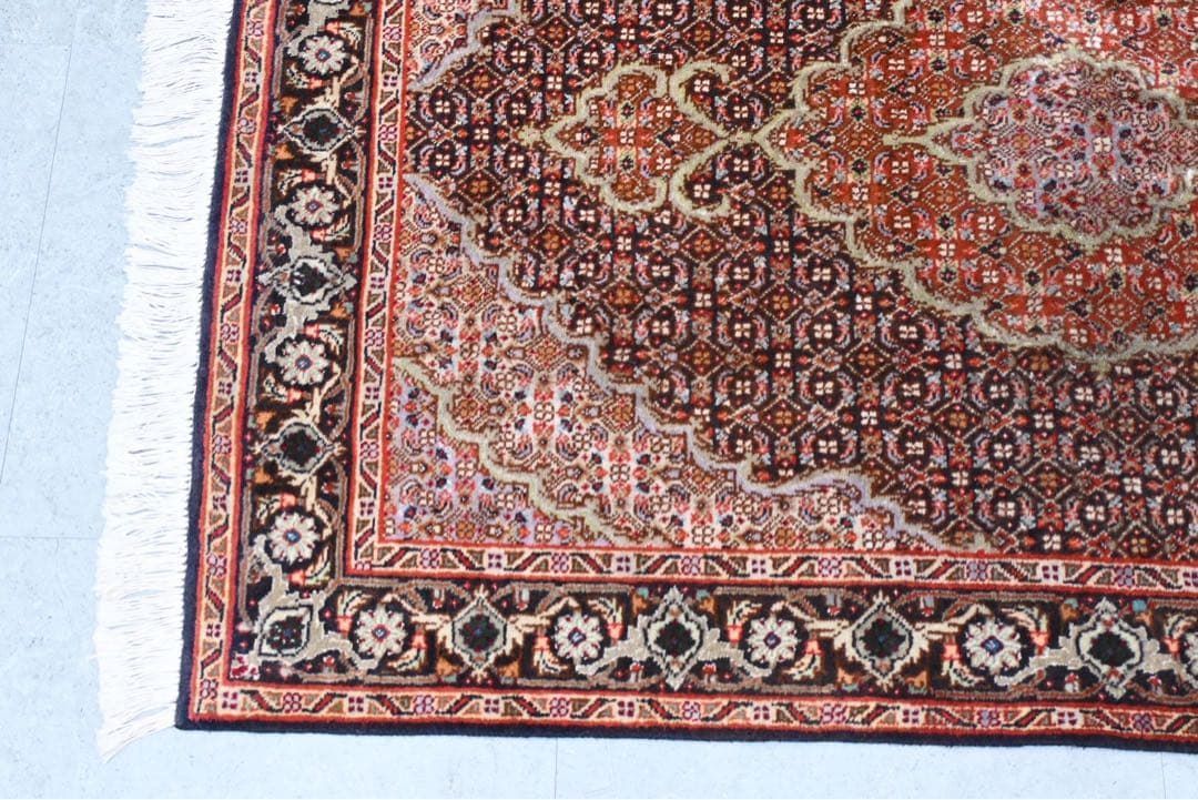 美品】 ペルシャ絨毯 手織り Tabriz タブリーズ メダリオン柄 ウール