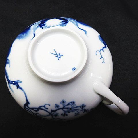 ティーカップ＆ソーサー