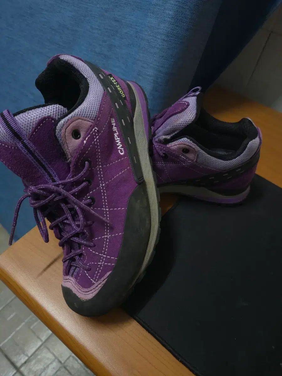 ゴアテックス 登山靴