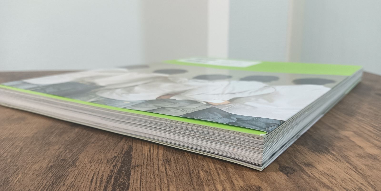 東方神起 写真集 Tomorrow -000777 days- - メルカリ