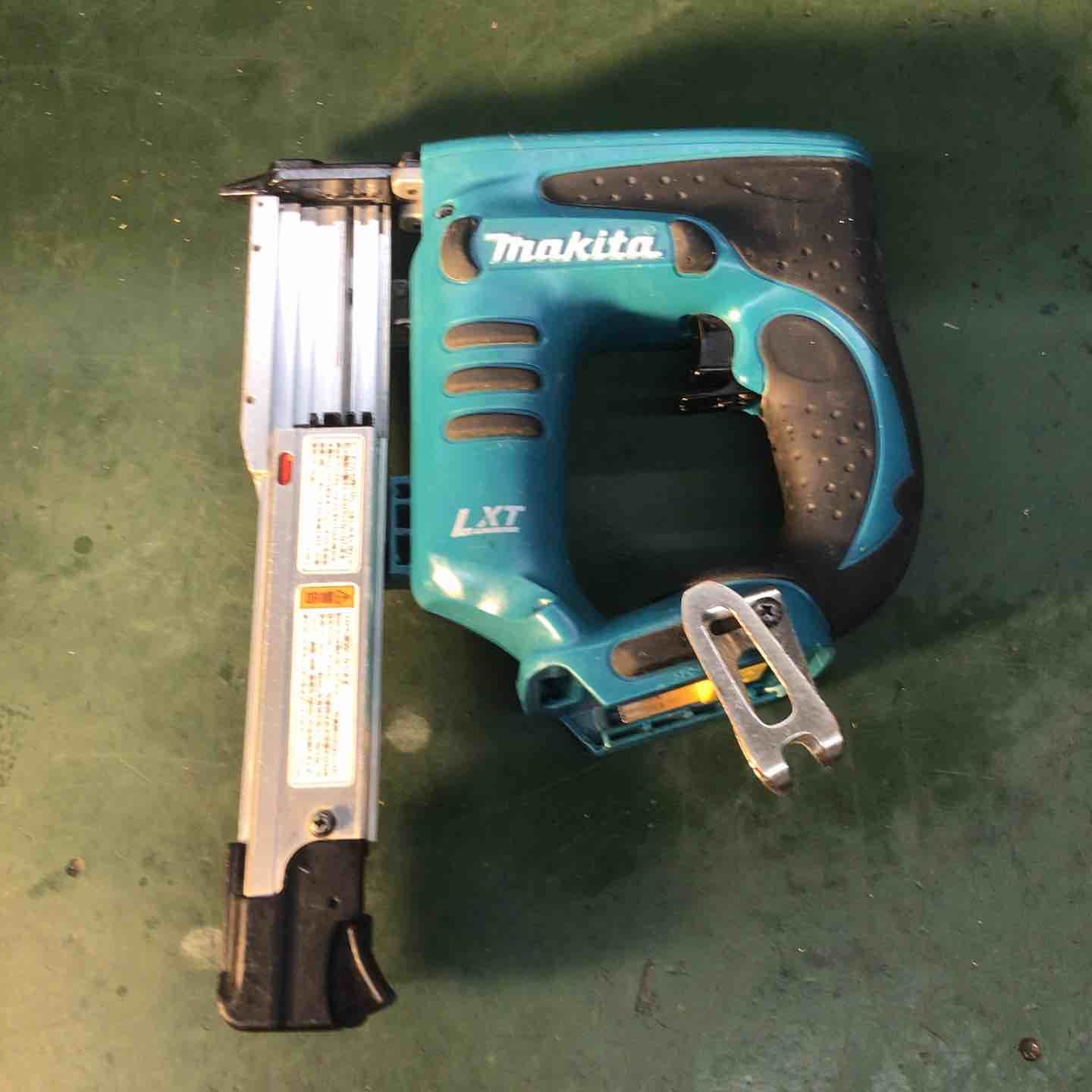 マキタ makita 18 Vコードレスピンタッカ PT 351 DZ 本体のみ