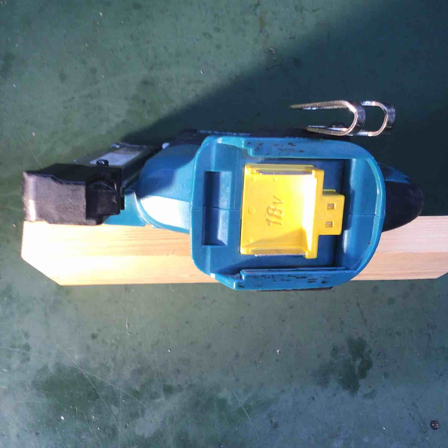 Vコードレスピンタッカ