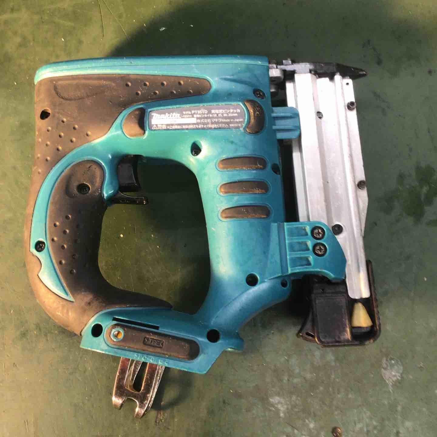  マキタ makita 18 Vコードレスピンタッカ PT 351 DZ 本体のみ その他 電動工具 エア工具