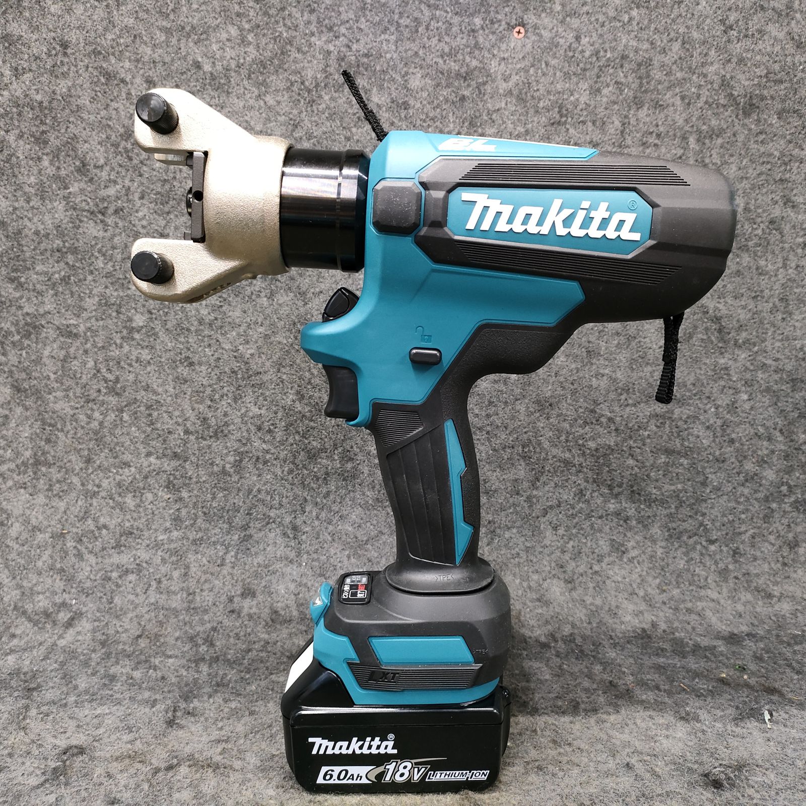 マキタ makita コードレス圧着機