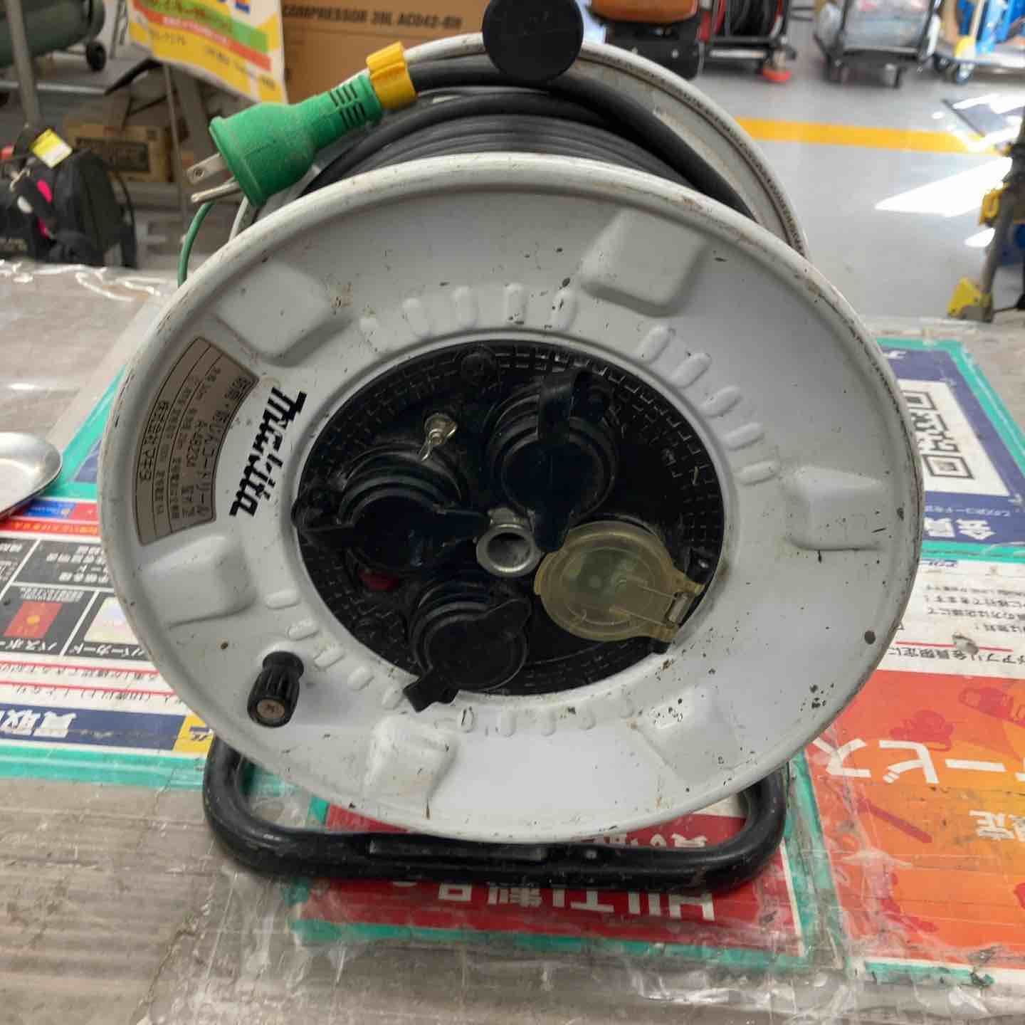 マキタ makita 防雨 防じんコードリール A 48234 アース線にダメージ有