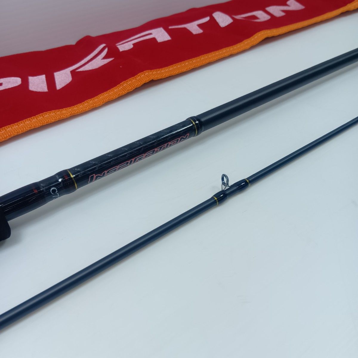  アルカジックジャパン インスピレーション 程度B ロックフィッシュロッド 釣り竿スタンド ルアーセット ロックフィッシュロッド ロッド