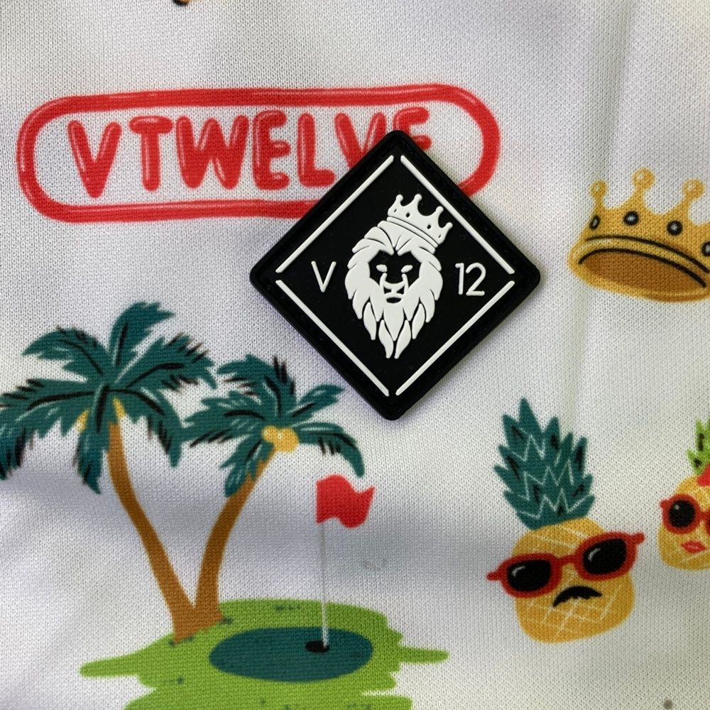 サイズ：XXL V12 ヴィトゥエルヴ 2024年モデル 半袖ポロシャツ 総柄