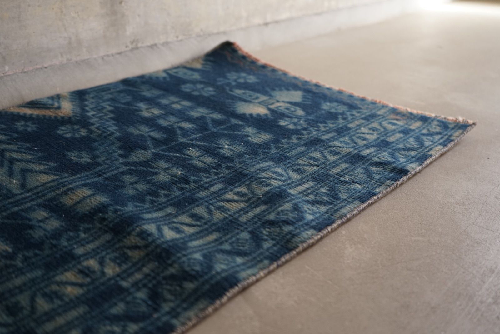 ヴィンテージラグ トルコ イスパルタ インディゴブルー オーバーダイ