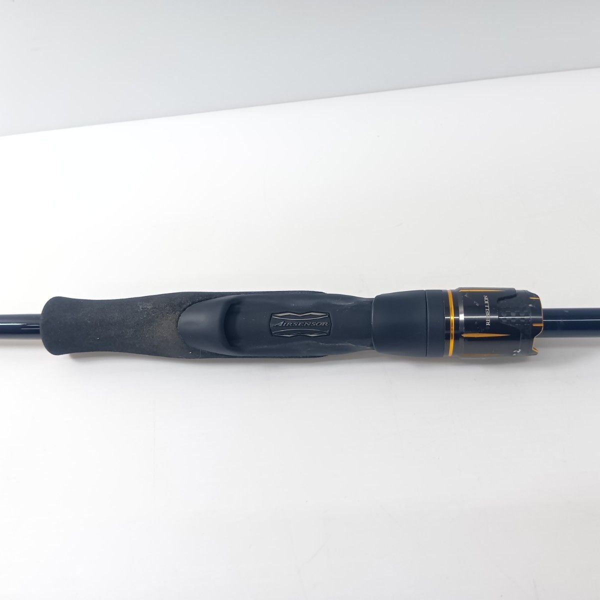 バスロッド リベリオン