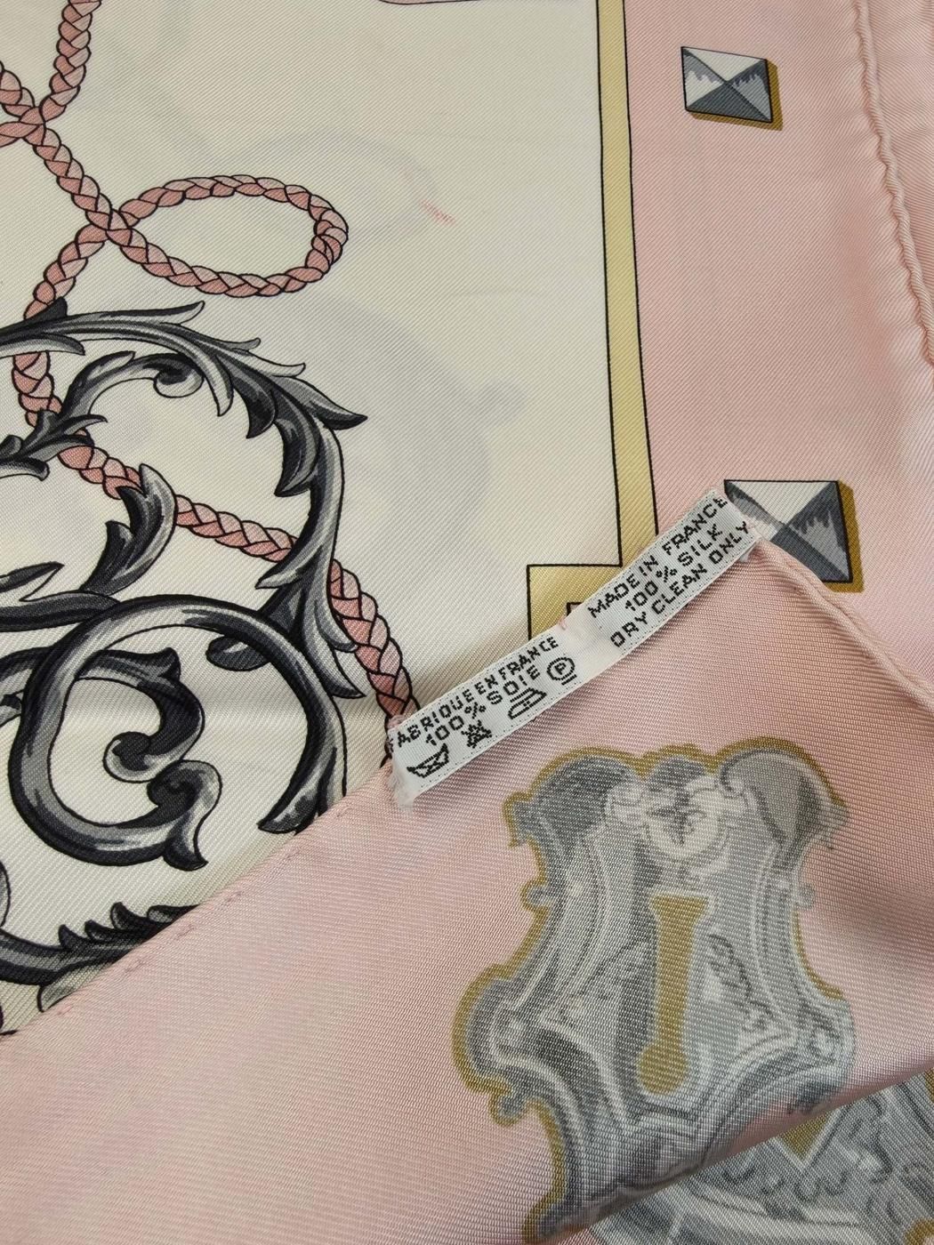 HERMES エルメス カレ90 LES CLES 鍵柄 シルク スカーフ ピンク 管理