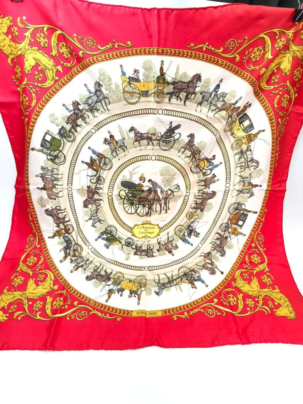 HERMES エルメス カレ90 ロンシャンへの散歩 シルク スカーフ 赤 管理