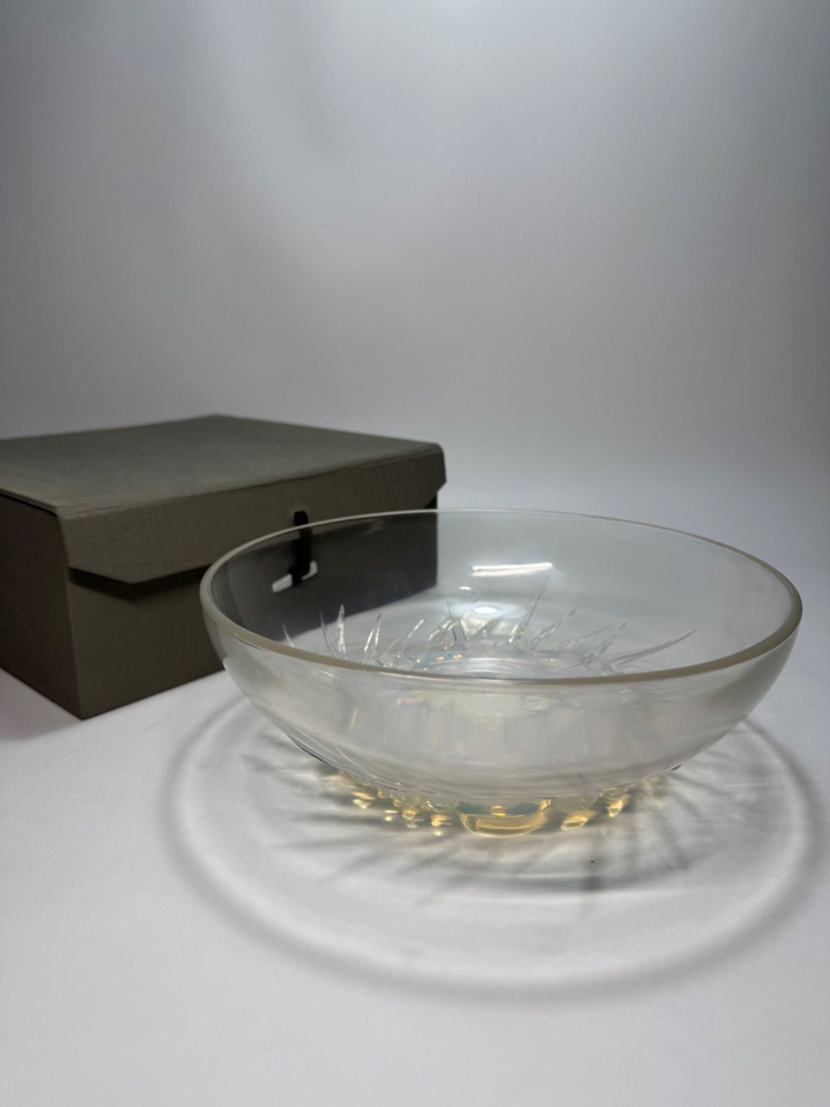 LALIQUE ルネ・ラリック 1928年 「モンドール」 オパルセントガラス