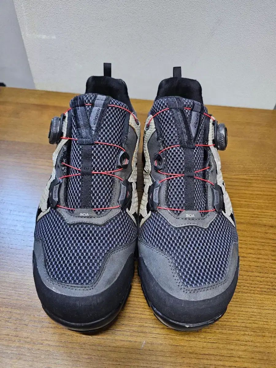  アイダー GORE-TEX ゴアテックス 山 サン SAN ブラック ダイアル 登山靴 トレッキングシューズ アウトドアシューズ