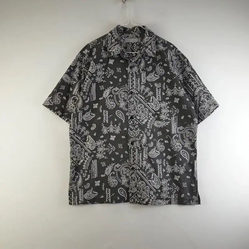 8seconds メンズ100 ブラック ムーン柄半袖シャツ L2613 Coleman (コールマン) Colemanポケット 総柄プリント オープン