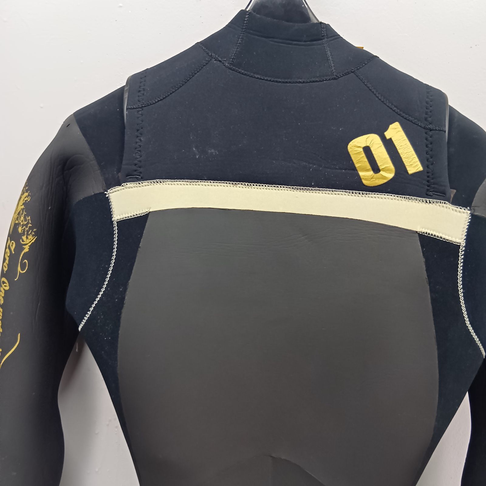 ZERO ONE ゼロワン セミドライ ウェットスーツ セミオーダー品 汚れ