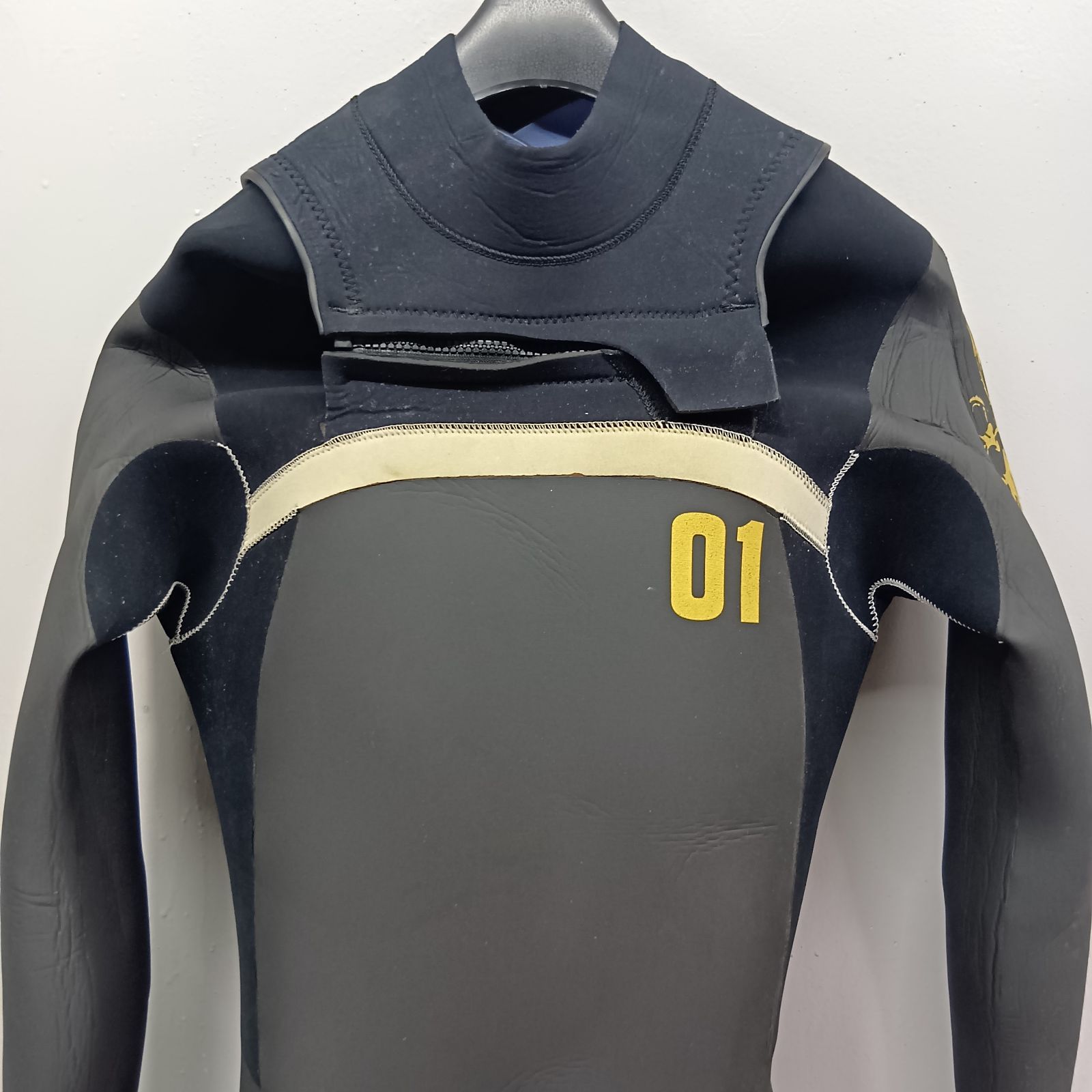 ZERO ONE ゼロワン セミドライ ウェットスーツ セミオーダー品 汚れ