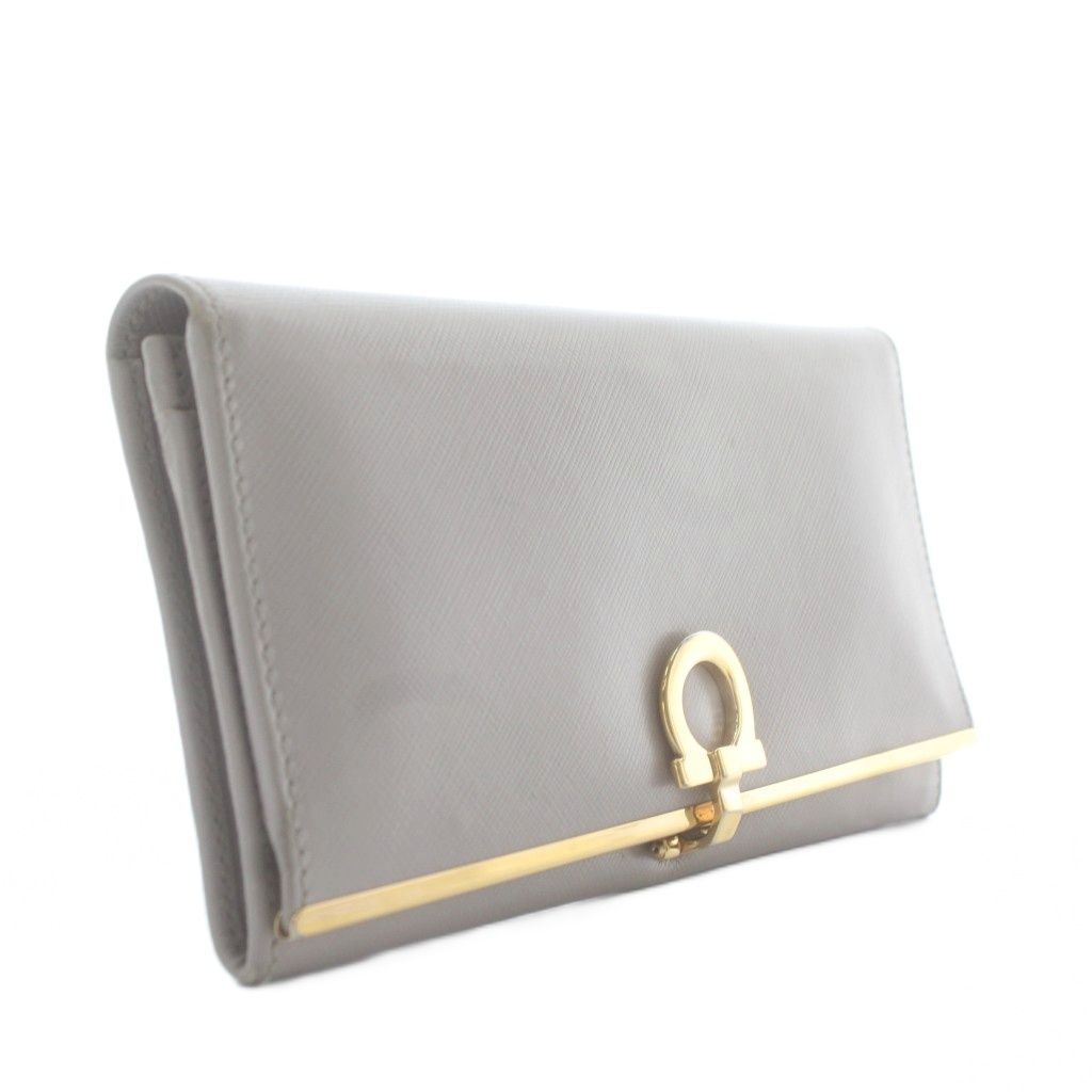 サルヴァトーレフェラガモ Salvatore Ferragamo 長財布 二つ折り