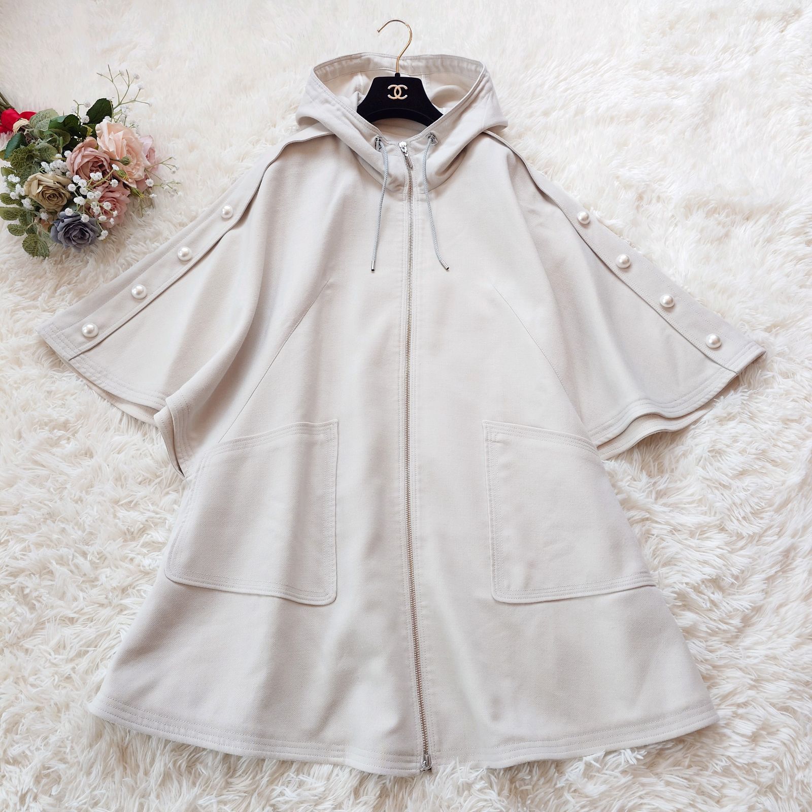 美品 ルネ Rene パール ポンチョ ケープコート ロングコート