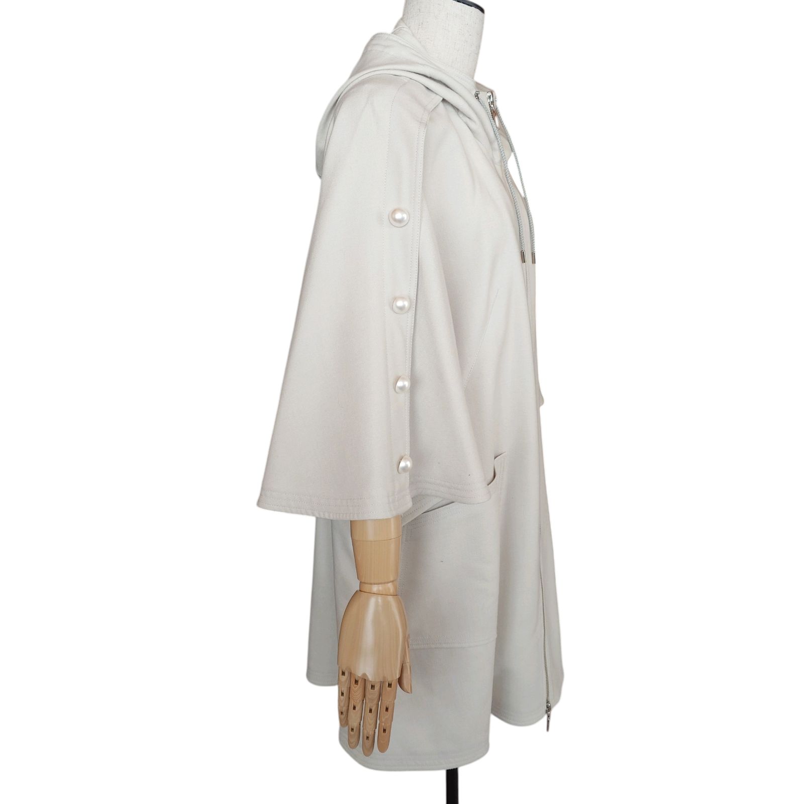 美品 ルネ Rene パール ポンチョ ケープコート ロングコート