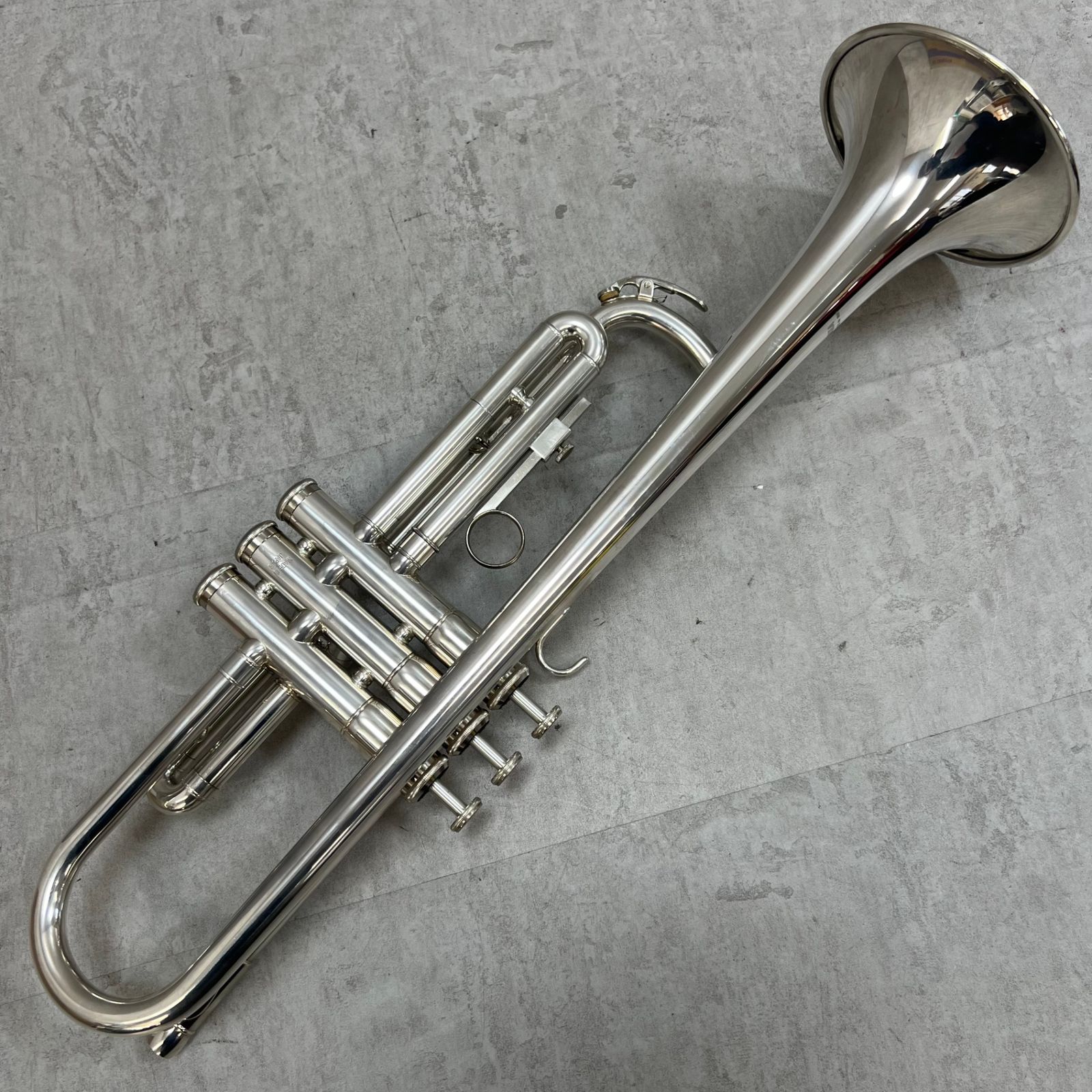 ヤマハ B♭トランペット YTR-1335S イエローブラス 銀メッキ シルバー