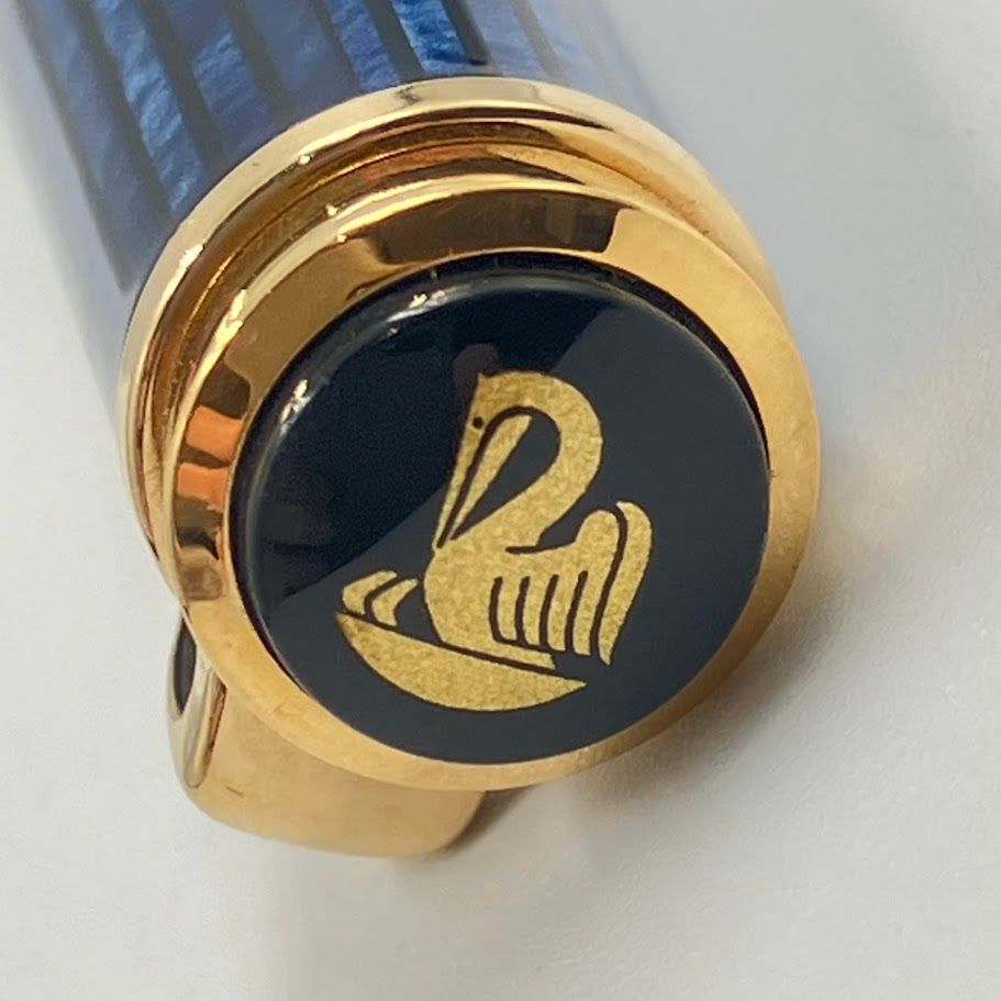 ペリカン ボールペン スーベレーン K400 ブルーストライプ - メルカリ