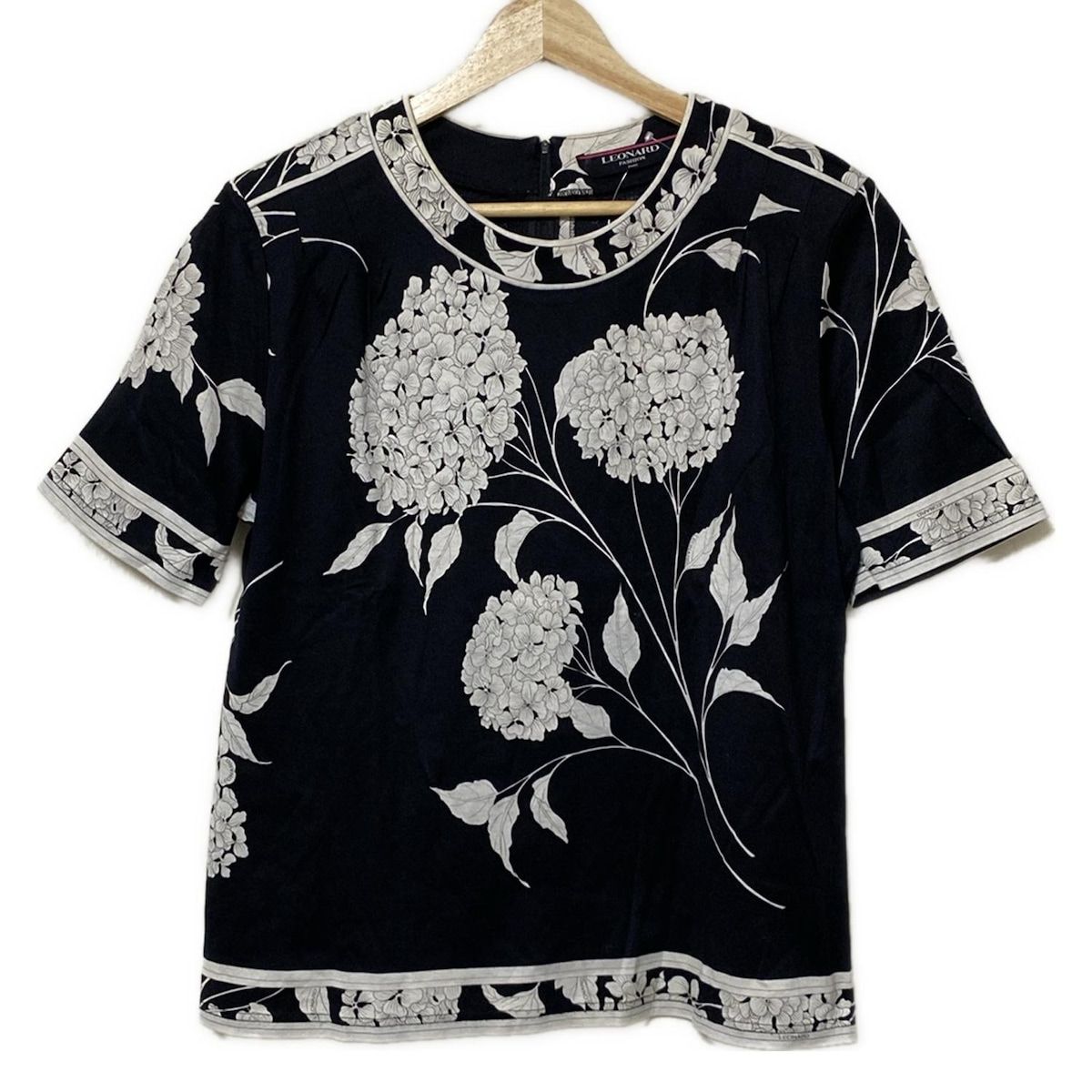 LEONARD(レオナール) 半袖カットソー サイズL レディース - 黒×白
