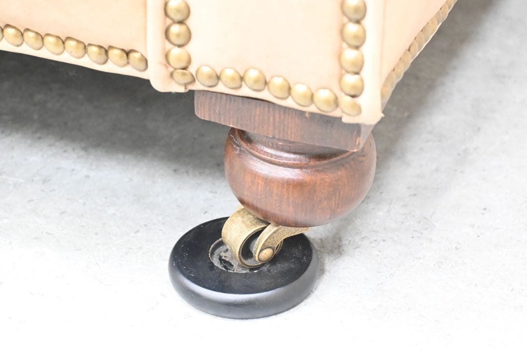 2 5人掛けソファ